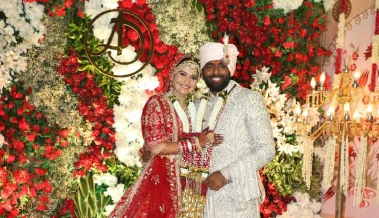 दीपक संग विवाह बंधन में बंधीं आरती, गिले-शिकवे भुला शादी में पहुंचे मामा गोविंदा, कृष्णा की पत्नी ने छुए पैर