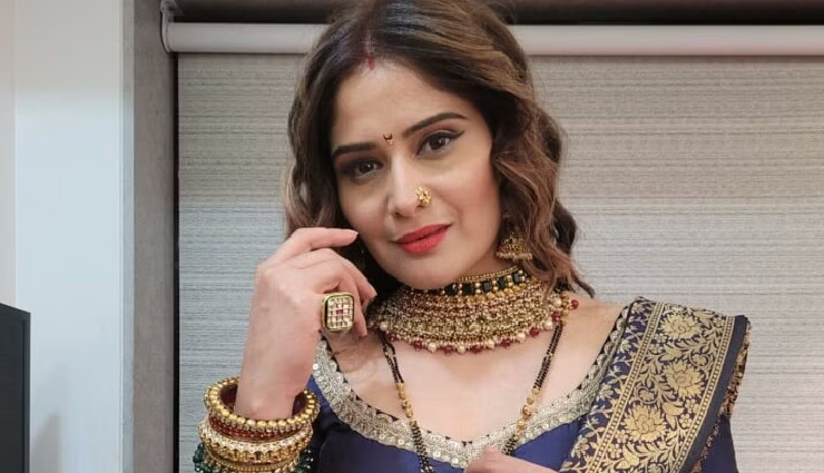 arti singh,krushna abhishek,govinda,tv actress arti singh,comedian krushan abhishek,actor govinda,deepak chauhan,arti deepak marriage