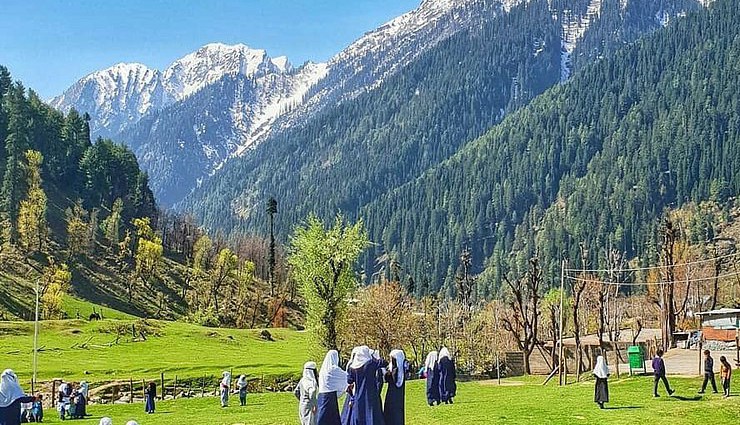 pahalgam tourist places,best places to visit in pahalgam,pahalgam sightseeing,pahalgam travel guide,betaab valley,aru valley,sheshnag lake,tulian lake,kolahoi glacier trek,pahalgam golf course,mamleshwar temple,chandanwari,avantipur temple,sinthan top,things to do in pahalgam