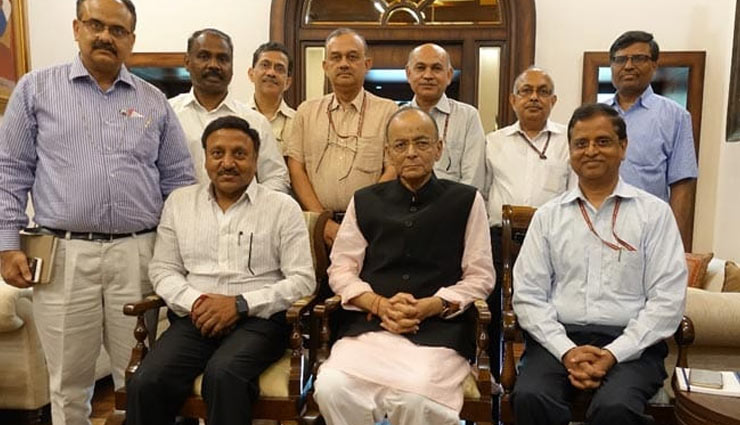 खराब सेहत की वजह से जेटली के मंत्री बनने की संभावना कम, पीयूष गोयल बन सकते हैं वित्तमंत्री