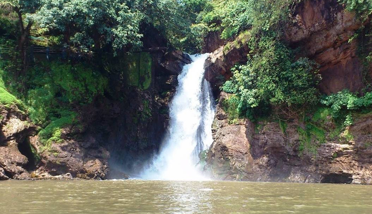 enchanting waterfalls in goa,goa mesmerizing waterfalls,serene waterfall getaways in goa,hidden natural wonders of goa,offbeat waterfall exploration in goa,discover goa tranquil waterfalls,captivating waterfall retreats in goa,goa untouched waterfall beauty,exploring the beauty of goa waterfalls,serenity of goa enchanting waterfalls