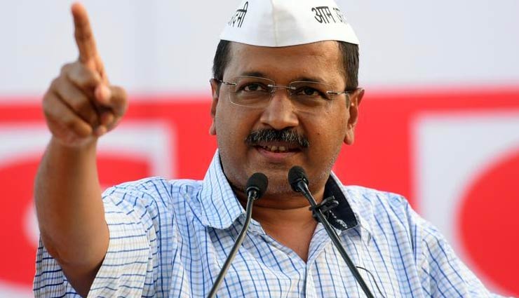 दिल्ली विधानसभा चुनाव से पहले केजरीवाल सरकार ने चला मास्टरस्ट्रोक - महिलाएं मेट्रो और बसों में कर सकेंगी फ्री में सफर