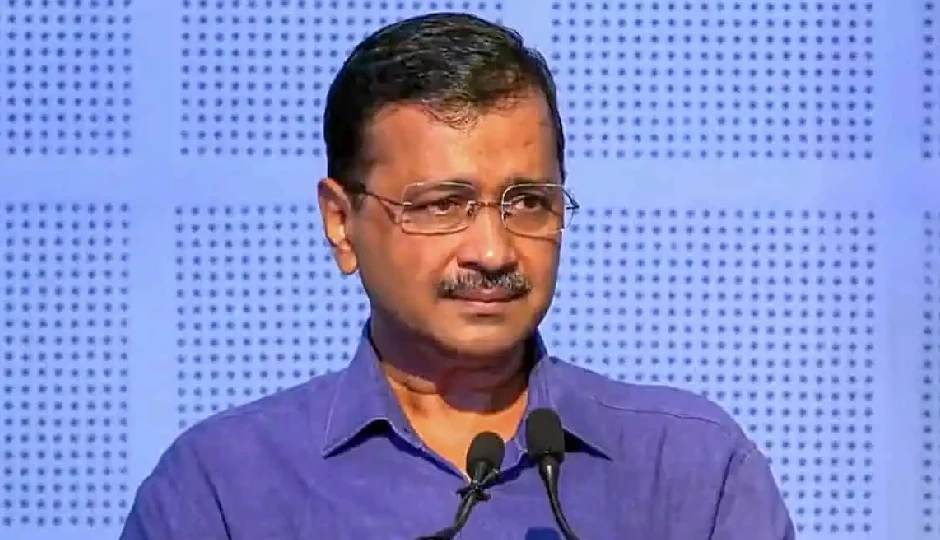 PM मोदी ने अमेरिका को बताया करीबी दोस्त, अरविंद केजरीवाल ने कहा, 'ट्रंप के सामने यह है एकतरफा समर्पण'