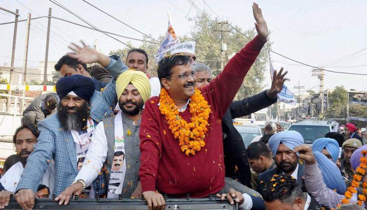 दिल्ली में फिर बनेगी केजरीवाल की सरकार, मिल सकती हैं 54-60 सीटें : टाइम्स नाउ पोल