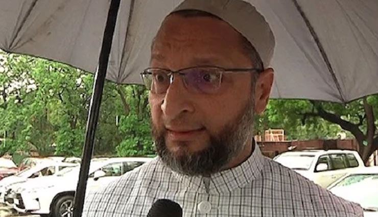 डोनाल्ड ट्रंप के ‘हिंदू-मुसलमान’ बयान पर भड़के ओवैसी, कहा - मोदी सरकार चुप क्यों है? 