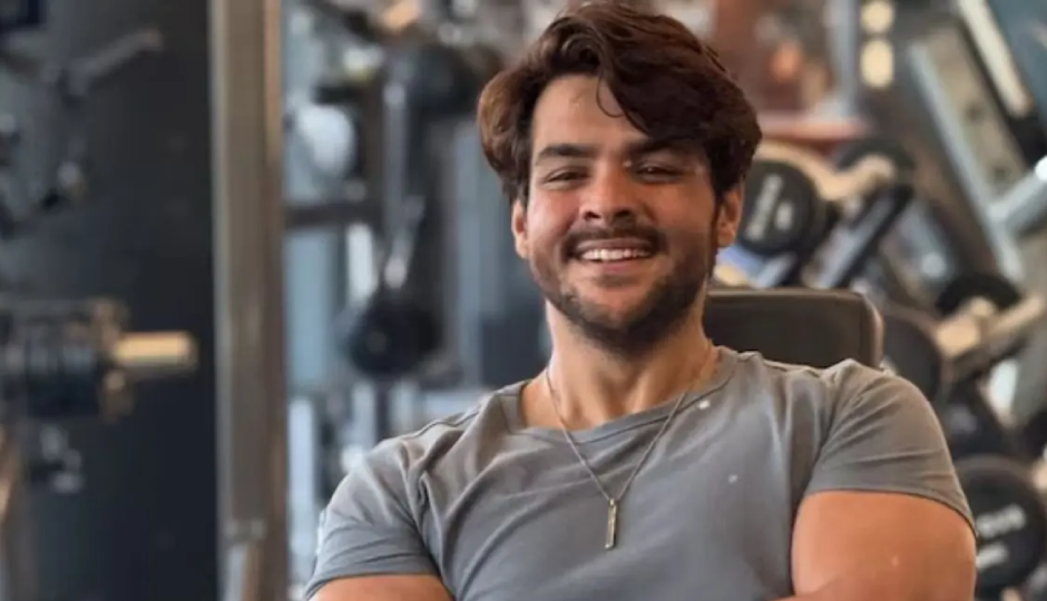 munawar faruqui,standup comedian munawar faruqui,actor munawar faruqui,bb 17,first copy,first copy 2,ashish chanchlani,digital creator ashish chanchlani,ekaki series