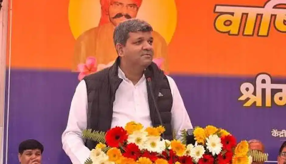 आजम खान के ठिकानों पर ED की रेड पर बोले आशीष पटेल- गड़बड़ी मिली तो एजेंसियां करेंगी कार्रवाई
