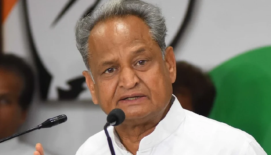 'अधिकारियों, कानून न भूलें…' वोटर लिस्ट विवाद पर अशोक गहलोत का तीखा तेवर, BJP को सख्त चेतावनी