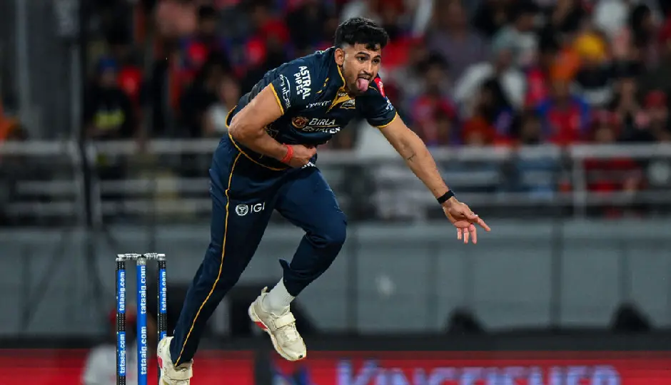 कौन हैं IPL 2026 के स्पीड स्टार अशोक शर्मा? 154.2 kmph की रफ्तार से मचाया तहलका