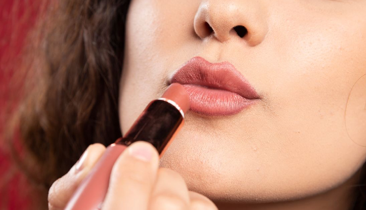 5 Trending Lipstick Shades To Match Your Ashy Skin