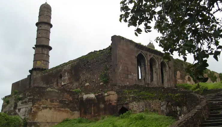 madhya pradesh forts,indore historical landmarks,dhar fort architecture,mandu fort exploration,maheshwar fort beauty,asirgarh fort history,raisen fort visit,orchha fort complex tourism,gwalior fort significance,madhya pradesh tourism,forts near indore,historical monuments in madhya pradesh,architectural heritage of madhya pradesh,tourist attractions in madhya pradesh,indore cultural heritage,madhya pradesh travel destinations,forts in vindhya range,madhya pradesh historical sites,mandu historical significance,gwalior fort temples