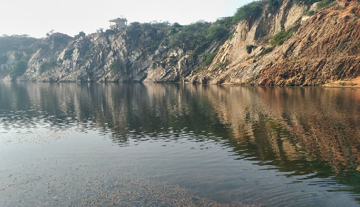 haunted places in delhi,delhi haunted locations,paranormal activity india,haunted mansions delhi,ghost stories delhi,delhi ghost sightings,spooky places in delhi,haunted forts india,supernatural delhi,agrasen ki baoli haunted,malcha mahal ghost,delhi cantonment paranormal,haunted destinations india,creepy places to visit in delhi,haunted tourism india