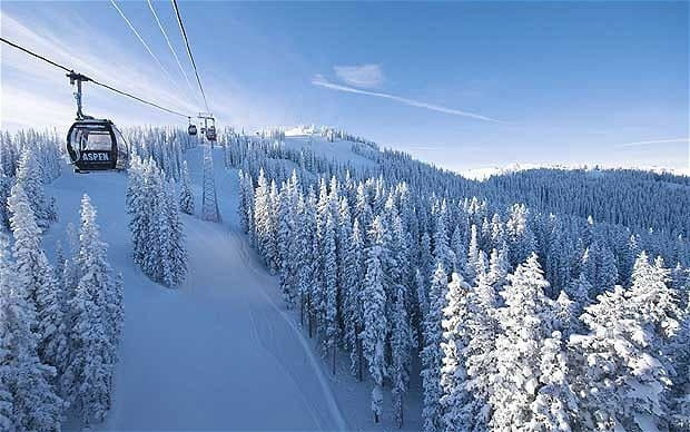 beautiful ski resorts,best ski resorts in the world,ski resorts,must visit ski resorts,niseko,japan,aspen,colorado,ketchum,idaho,banff,canada,girdwood,alaska