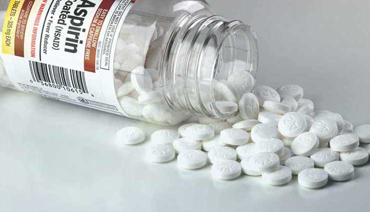 4 Homemade Aspirin Face Pack To Get Glowing Skin