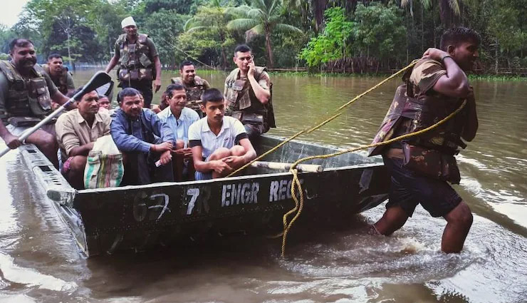 Assam Flood Updates अब तक 108 लोगों की जा चुकी है जान, 30 जिलों के 45.34 लाख से ज्यादा लोग प्रभावित
