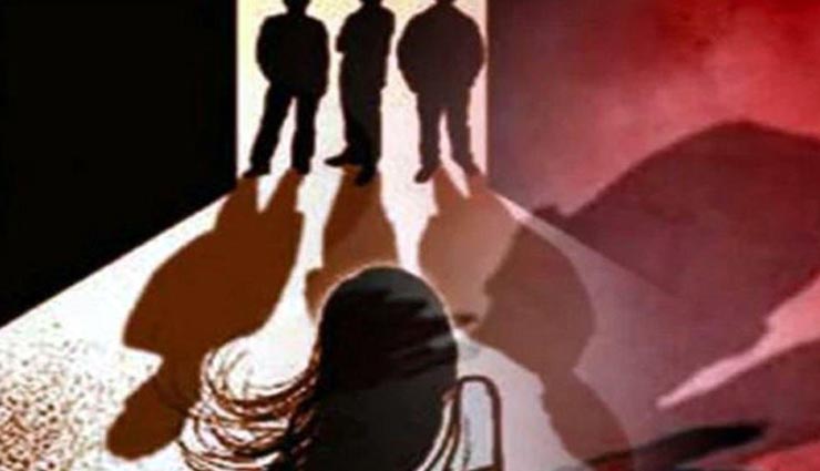 उत्तरप्रदेश : लिफ्ट देने के बहाने किशोरी से किया सामूहिक दुष्कर्म, कोल्ड ड्रिंक में नशीला पदार्थ मिलाकर किया बेहोश