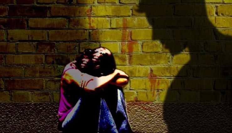 डूंगरपुर : हैवानियत की हद हुई पार, बाइक पर आए तीन लड़कों ने किशोरी को जबरन उठा किया दुष्कर्म