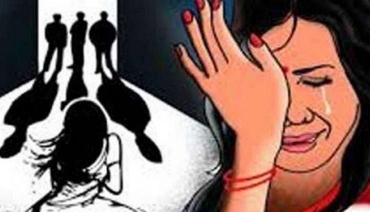 उत्तरप्रदेश : पशुओं के लिए चारा लेने खेत पर गई महिला के साथ दुष्कर्म, तीन के खिलाफ मामला दर्ज