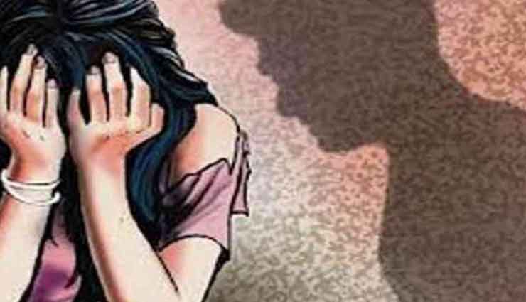 उत्तरप्रदेश : खाना खिलाने के बहाने होटल में ले जाकर छात्रा से किया दुष्कर्म, हुआ गिरफ्तार 