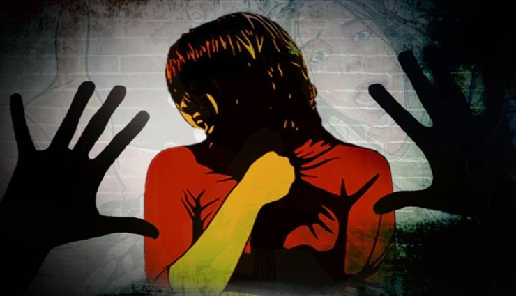 दिल्ली : 17 वर्षीय दृष्टिहीन किशोरी दिवाली मनाने आई थी अपने घर, पिता के दोस्त ने किया दुष्कर्म