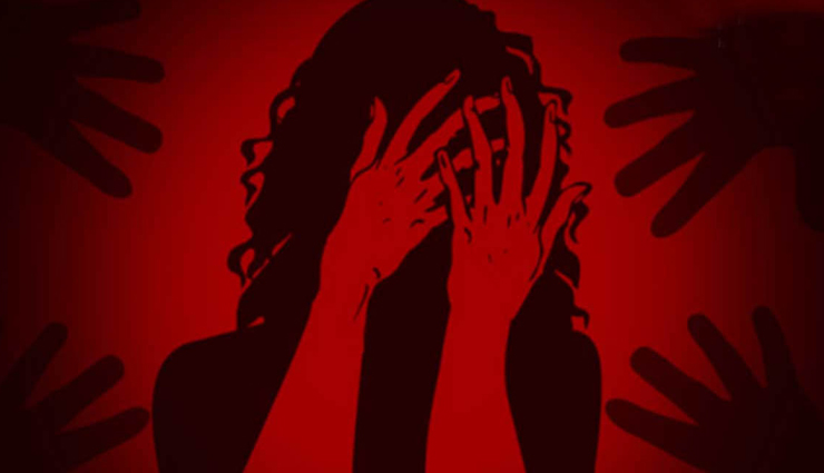 रांची : 10वीं की छात्रा का अपहरण कर चलती कार में दुष्कर्म, युवती को सड़क पर फेंक आरोपी फरार 