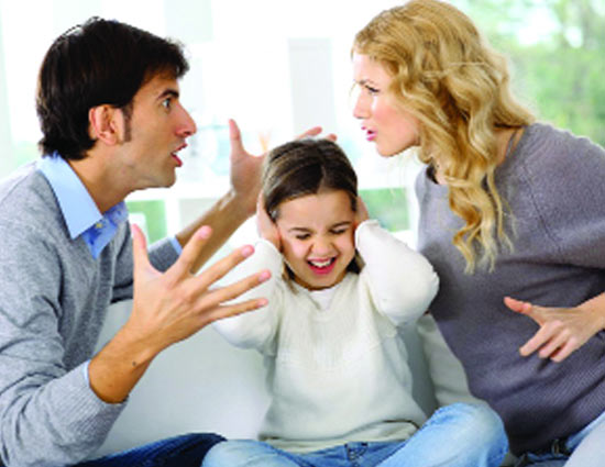 रोज-रोज के गृह कलेश से है परेशान तो करें ये उपाय