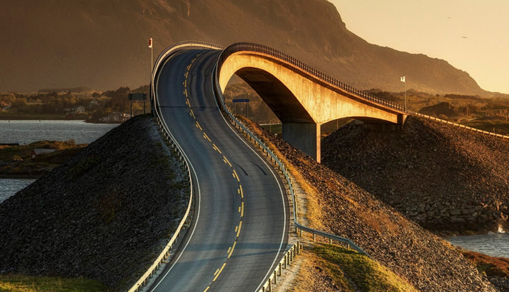 रोमांच का मजा लेना हैं तो ट्राई करें दुनिया की ये 9 सबसे बेहतरीन रोड ट्रिप Road trip,best road trip world wide