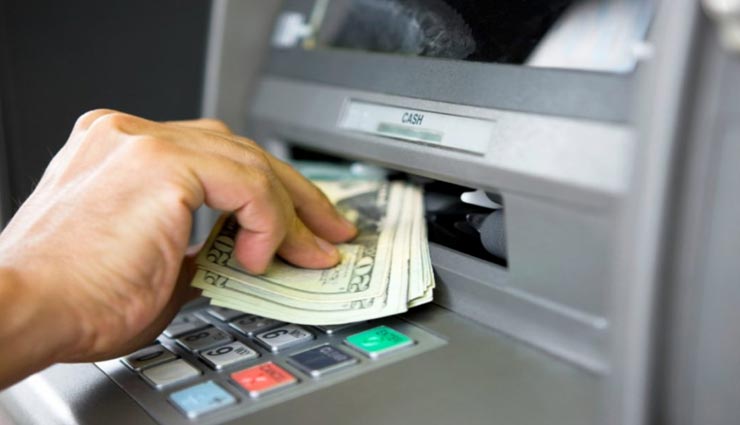 जयपुर : एटीएम कार्ड बदलकर महिला से ठगी, खाते से उड़ाए 2 लाख रुपए