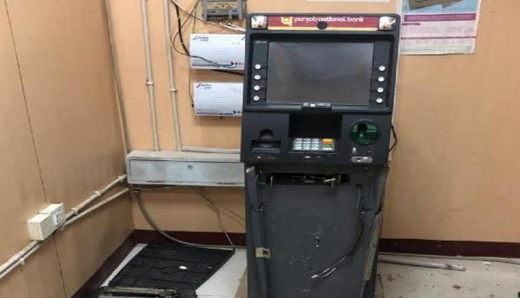 जयपुर : एटीएम तोड़कर लूटने की कोशिश, गार्ड ने थाने में दी सूचना, गश्त कर रही पुलिस ने दबोचा जयपुर : एटीएम तोड़कर लूटने की कोशिश, गार्ड ने थाने में दी सूचना, गश्त कर रही पुलिस ने दबोचा