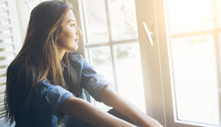 signs of attachment to ex,emotional ties to ex,moving on from past relationship,letting go of ex,breakup recovery signs,overcoming attachment to ex,emotional healing after breakup,red flags of lingering attachment,coping with breakup aftermath,relationship closure signs