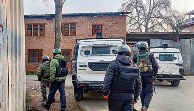 सुरक्षा बलों और आतंकवादियों के बीच मुठभेड़, मारा गया लश्कर ए तैयबा से जुड़ा आतंकी