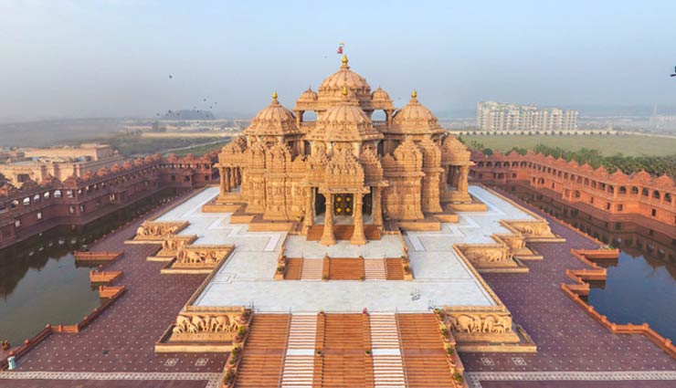 5 Most Iconic Attractions To Visit in Delhi