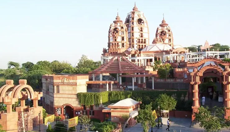 attractions of delhi,places to visit in delhi,delhi,champa gali,shahpur jat,sunder nursery,humayun tomb,red fort