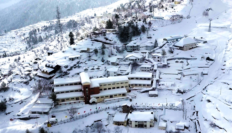 instagram-worthy cities north india,photogenic cities india,travel destinations north india,mcleodganj,srinagar,leh-ladakh,kanatal,kasol,kutch,auli,valley of flowers,agra,varanasi,must-visit cities india,north india travel