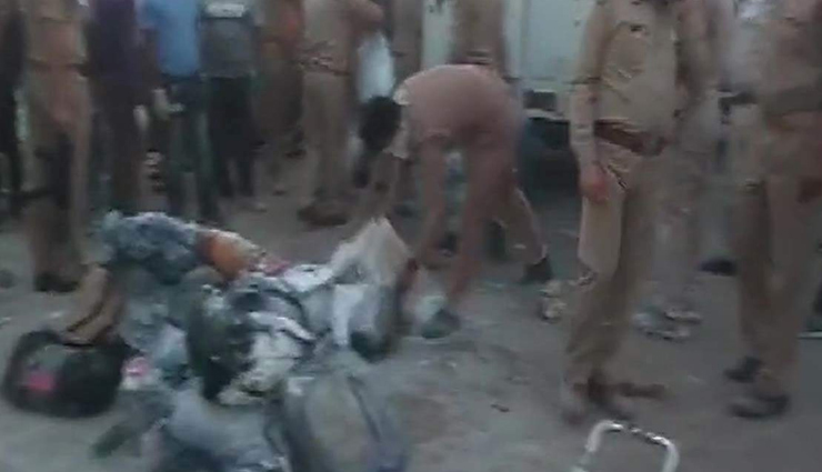 migrant labour,lockdown,auraiya me majdooron ki maut,auraiya accident photo,coronavirus,lockdown,news,news in hindi