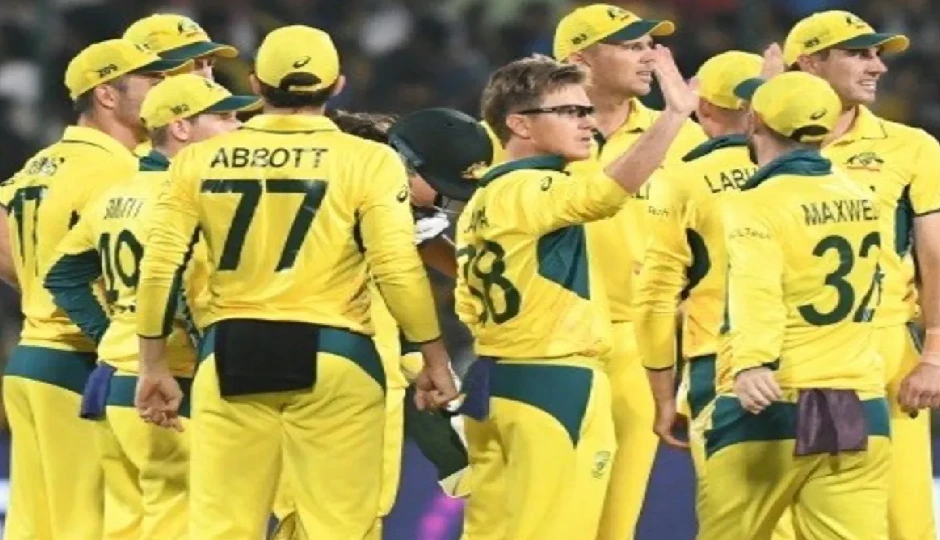 ऑस्ट्रेलिया को बड़ा झटका, जोश इंग्लिस और एडम जैंपा पहले वनडे से बाहर