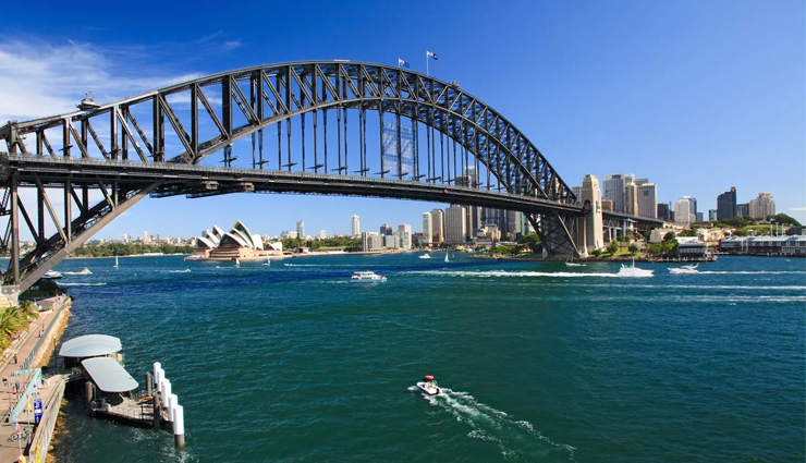 australia,places to visit in australia,tourist attraction in australia,opera house in sydney,harbor bridge in sydney new south wales,heide museum of modern art in melbourne,uluru in yulara,freser island in great sandy national park