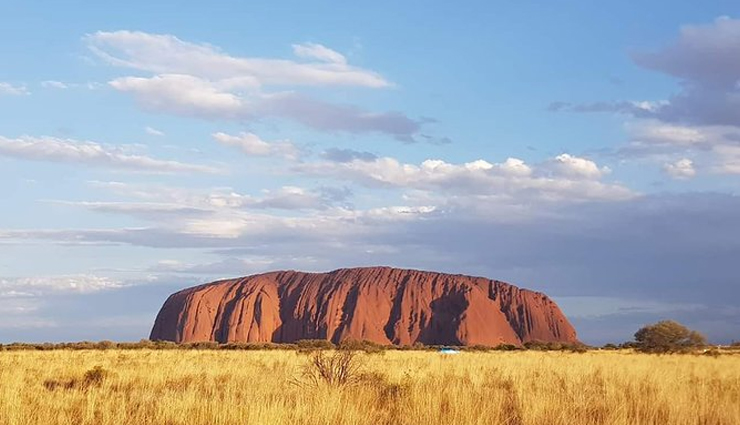 australia,places to visit in australia,tourist attraction in australia,opera house in sydney,harbor bridge in sydney new south wales,heide museum of modern art in melbourne,uluru in yulara,freser island in great sandy national park