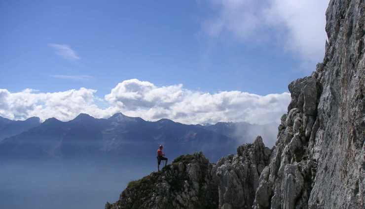 adventure sports in austria,austria,must try adventure sports,mountain climbing,kayaking & canoeing,rafting on the salzach,canyoning,hike at schmittenhöhe