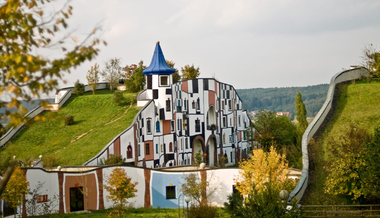 austria,places to visit in austria,tourist spots in austria,salzburg old town,vineyards outside vienna,lake attersee,ars electronica center,the mountains of innsbruck,osterreichischer skulpturenpark,rogner bad blumau,lentos kunstmuseum,belvedere palace,wachau