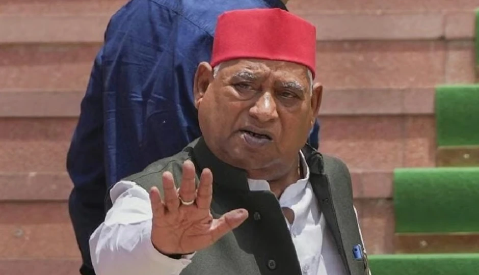 अयोध्या की जनता का अनादर... राम मंदिर ध्वजारोहण में शामिल नहीं किए जाने पर सपा सांसद अवधेश प्रसाद ने जताया रोष