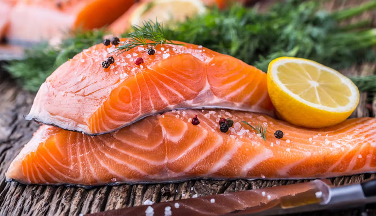 healthy and tasty grilled salmon with avocado salsa,food,easy recipe