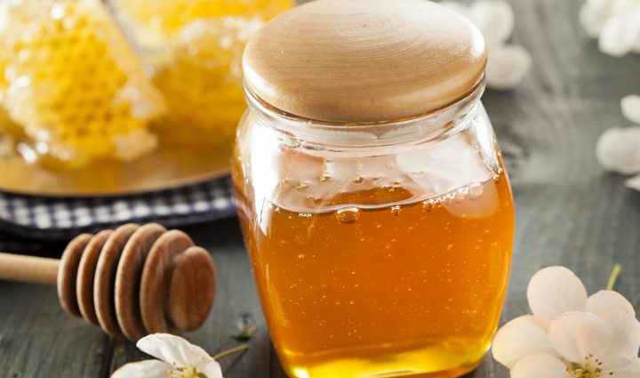 diy ways to use avocado to get rid of dry skin naturally,beauty tips,beauty hacks