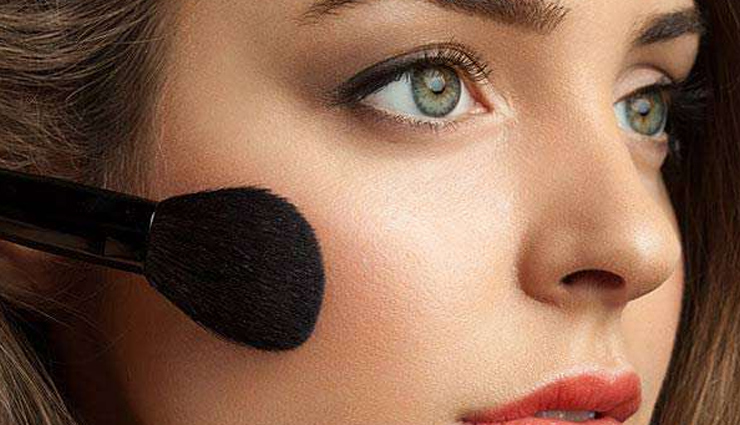 chubby cheeks with makeup,makeup tips,makeup,makeup to increase beauty,beauty,beauty tips,simple beauty tips