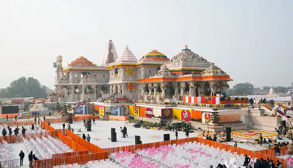 राम मंदिर चढ़ावा चोरी मामले में बड़ा खुलासा, बैंक कर्मचारियों की भी मिली संलिप्तता, ट्रस्ट दफ्तर से बैंक तक चलता था खेल