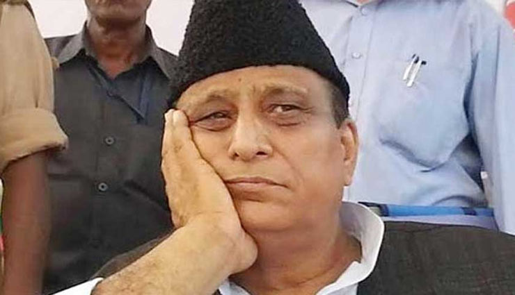 मैं बीजेपी की राजनीतिक 'आइटम गर्ल' हूँ, मेरे नाम पर लड़ती है चुनाव : आजम खान