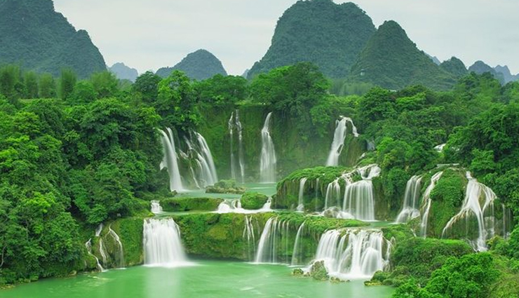 wildlife experiences around the world,must-have wildlife encounters globally,unforgettable wildlife experiences worldwide,must-visit wildlife destinations globally,wildlife adventures around the world,essential wildlife encounters in different countries,must-see wildlife spectacles globally,top wildlife experiences worldwide,wildlife encounters you should not miss,spectacular wildlife sightings around the world,wildlife tourism hotspots globally,must-have wildlife encounters for nature enthusiasts,extraordinary wildlife experiences worldwide,bucket-list wildlife encounters around the globe,must-visit destinations for wildlife lovers,thrilling wildlife encounters across continents,iconic wildlife experiences worldwide,essential wildlife destinations around the world,unforgettable animal encounters globally,unique wildlife experiences in different countries