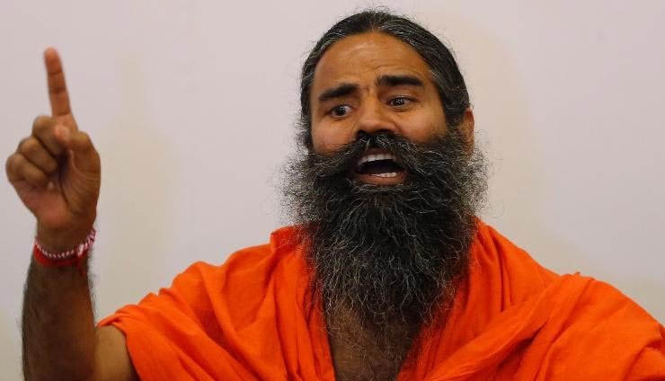 राहुल गांधी पर बाबा रामदेव का तंज, कहा - बड़ी-बड़ी बातें करने से देश नहीं चलता