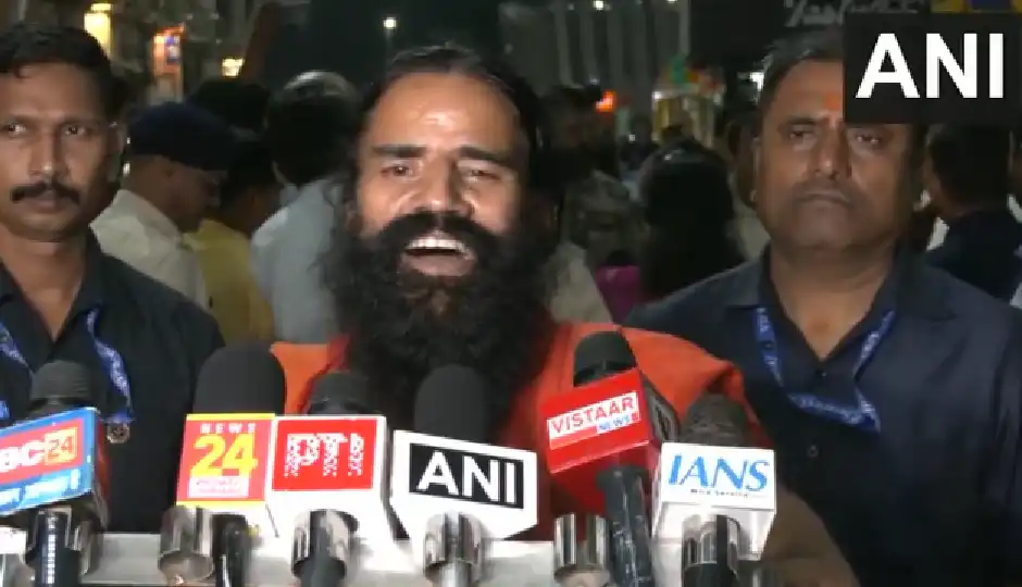 'विरोध प्रदर्शनों में बच्चों को शामिल करना गलत, दुनिया में कहीं ऐसा नहीं होता', रायपुर में बोले बाबा रामदेव