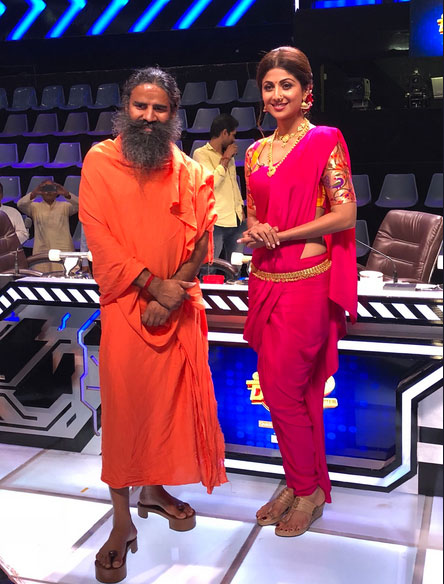 PHOTOS सुपर डांसर चैप्टर-2 में बाबा रामदेव ने किया धमाकेदार एक्ट, देख चौकी शिल्पा baba ramdev,super dancer chapter 2,tv show,Shilpa Shetty,tv news,reality tv show,tv gossips